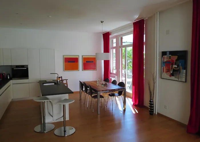 Paracelsus Stadt * 로카르노